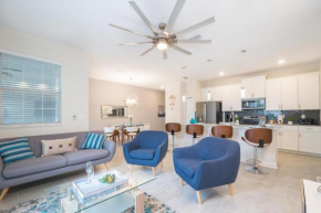 4999DM TOWNHOUSE 4 BEDROOMS & 3 BATHROOMS + POOL